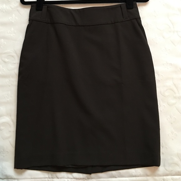 Brown Banana Republic pencil skirt