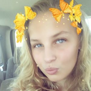 Meet your Posher, Kaitlyn