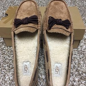 Ugg Meena moccasin slipper shoes