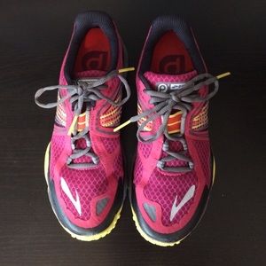 Brooks Puregrit 3 Women's Running Shoes