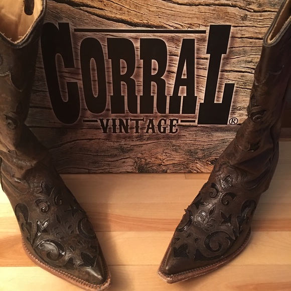 Beautiful Corral Boots.  😍.