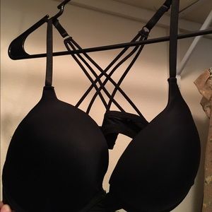 Criss cross bra