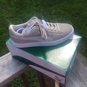Puma suede classic style ...  oatmeal -white
