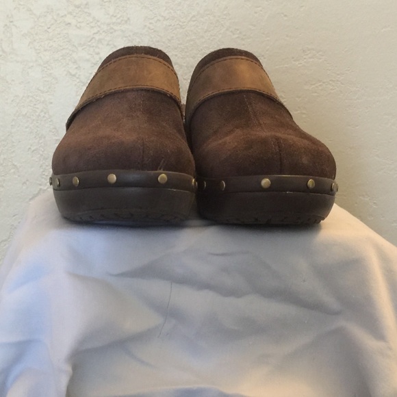 Brown suede Crocs clogs