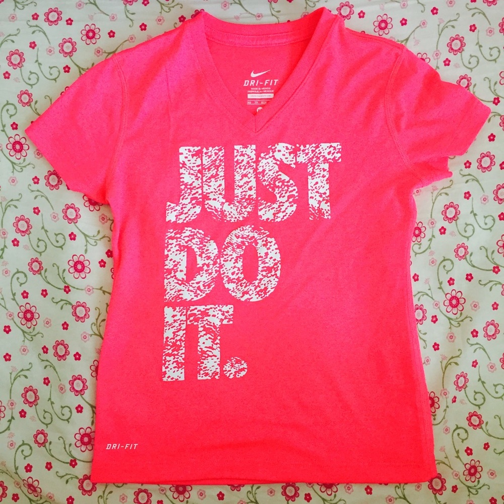NWT Nike dri fit hot pink GIRLS shirts all sizes