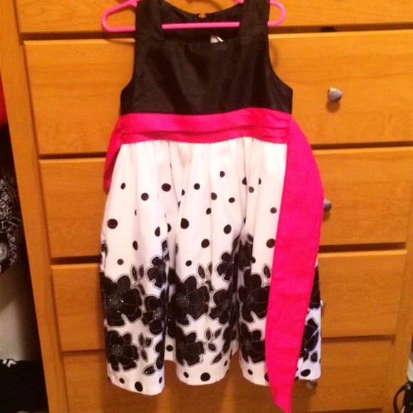 Dressed up dress