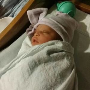 Meet your Posher, Flora