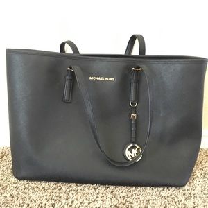 Authentic Michael Kors Tote