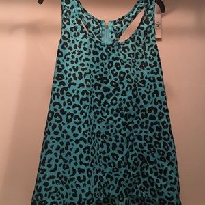 Leopard print top