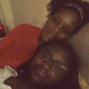 Meet your Posher, Claudette