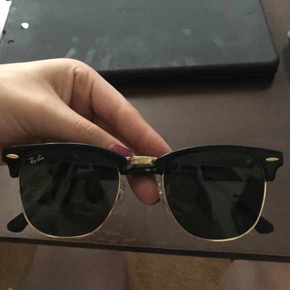 Ray•Ban