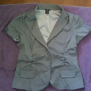 Short sleeved blazer, satin lined