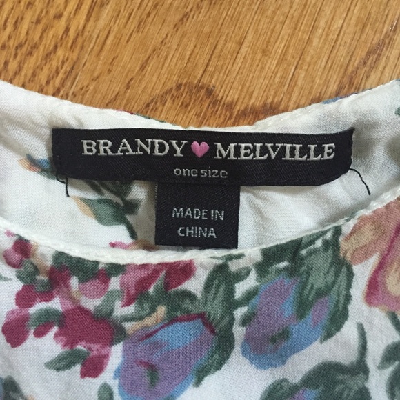 SOLD Brandy Melville Tank Crop Top - Picture 4 of 4