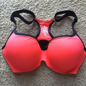 D-DD VS Pink Ultimate Push Up Bra