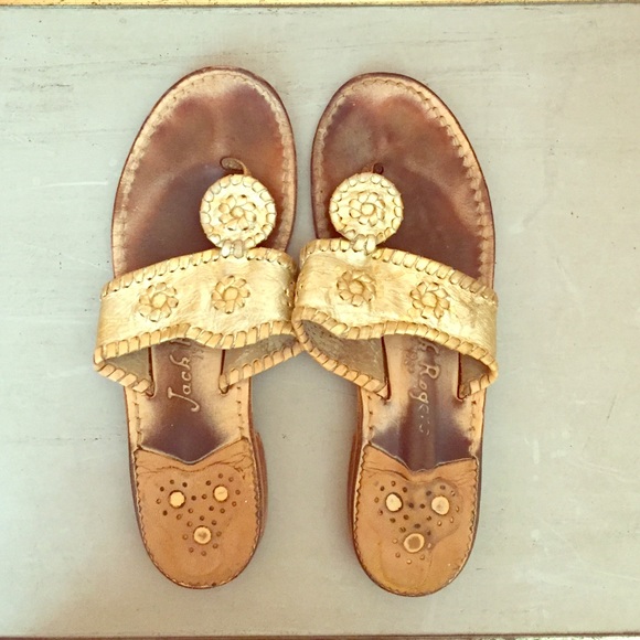 **used** Gold Jack Roger sz 8