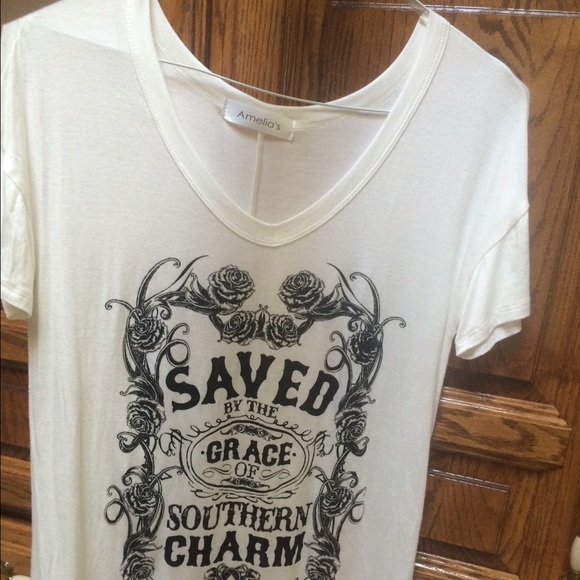 NWOT Soft flowy tee-shirt - Picture 2 of 3