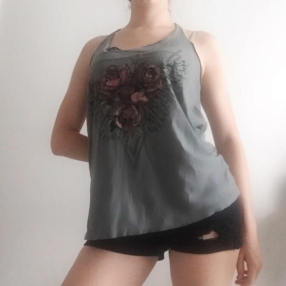 Forever 21 Tops - Forever 21 Rose Halter Top Forever 21 Tops - Forever 21 Rose Halter Top