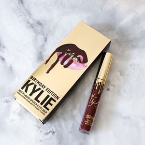 Kylie Cosmetics Leo Lip Kit