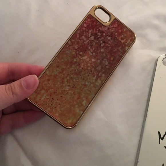 iPhone 5/5s plastic cases - Picture 2 of 4