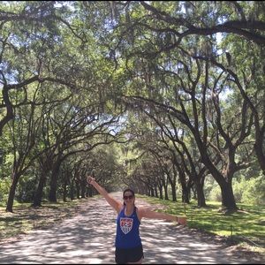 Meet your Posher, Abi