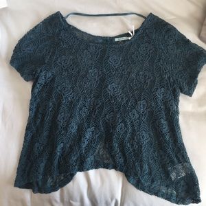 Kimichi Blue lace flower top