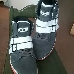 Men's Radii Straight Jacket high tops