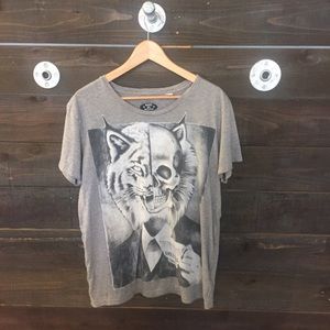 Skull and Lynx Gentleman T Shirt