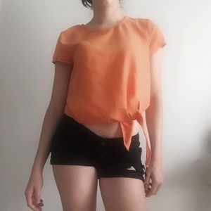 H&M Tops - H&M Side Tie Crop Top H&M Tops - H&M Side Tie Crop Top