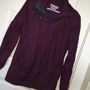 Columbia rain coat