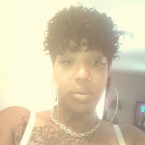 Meet your Posher, Noluv