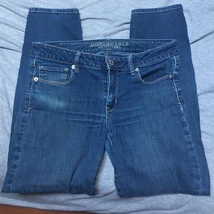 American Eagle skinny jeans🌟