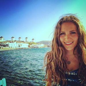 Meet your Posher, Kayla