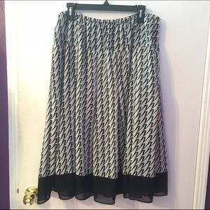 Patterned Midi-skirt