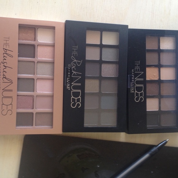 3 Maybelline nude palettes