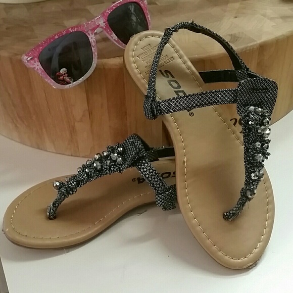 ♡Adorable girls sandals♡ Size 12