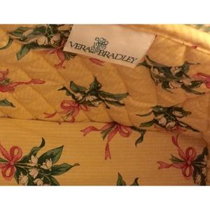 Vera Bradley Bags - EUC. Vera Bradley bag beautiful Hope design Vera Bradley Bags - EUC. Vera Bradley bag beautiful Hope design