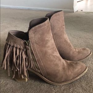 *PRICE LOWERED! - Fringe booties