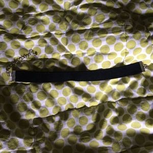 Thick velvet black choker!