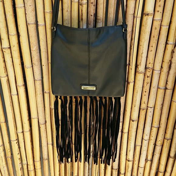 STEVE MADDEN Black Fringe Crossbody Bag! NWT - Picture 3 of 4