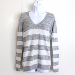Abercrombie Gray White Stripe V-Neck Sweater
