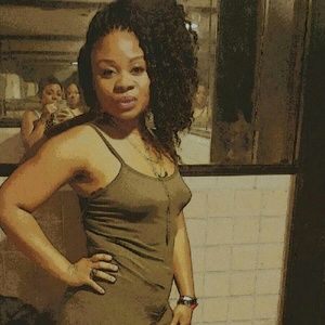 Meet your Posher, Joy