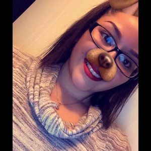 Meet your Posher, Anne