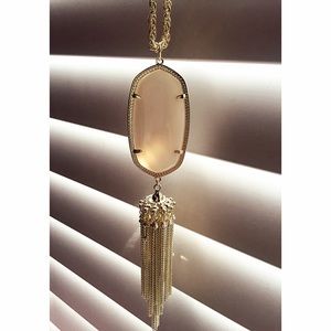 KENDRA SCOTT WHITE RAYNE NECKLACE 💕