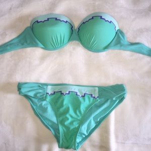 Aztec print bikini NWOT