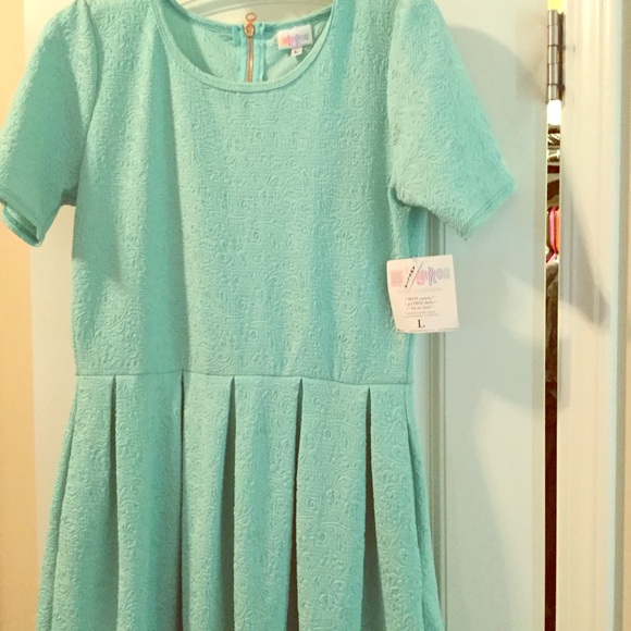 Lularoe Amelia dress