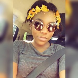 Meet your Posher, Tia-morgan