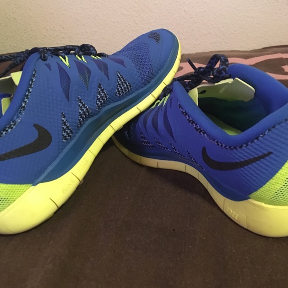 Size 8 Nike 5.0