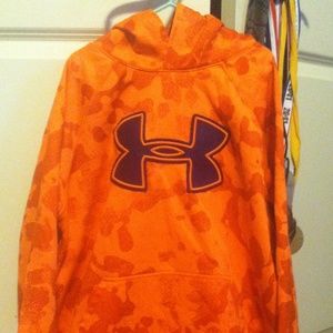 Boys Under Armour Storm pull over SZ YLG