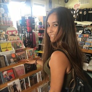 Meet your Posher, Bella