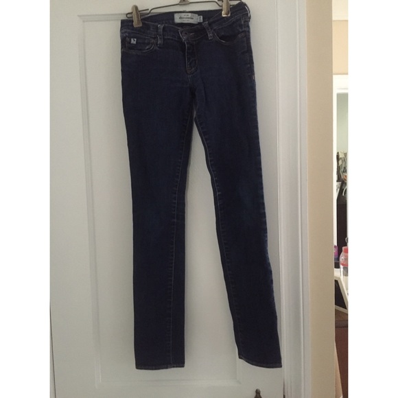 Skinny jeans